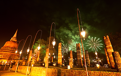(Light & Sound at Loy Krathong Festival) Image