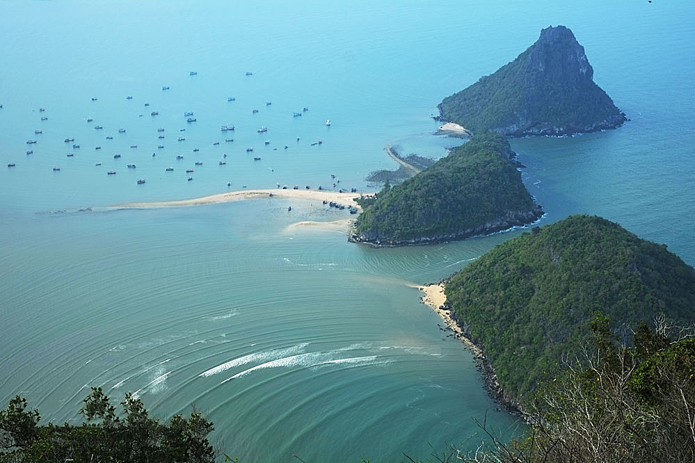 (Khao Laom Muak) Image