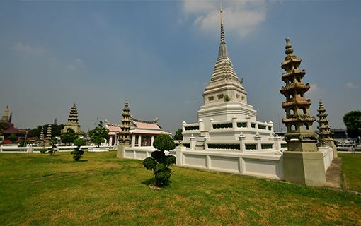 (Kalayanamitr Varamahaviharn Temple) Image